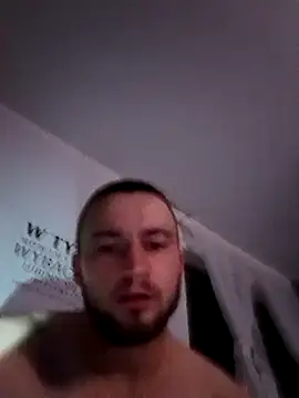 Snapshot of wariacik0024 chatting on 11-11-25, 10:04 wariacik0024 online show from 11-11-25, 10:04