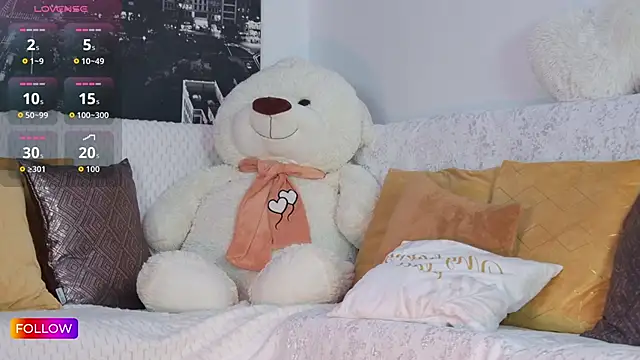 Sarah-Hart online show from 11-28-25, 01:33