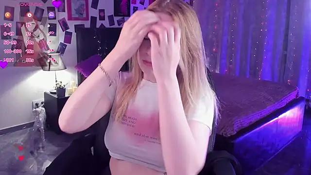 KarambaMoon online show from 10-23-25, 08:51