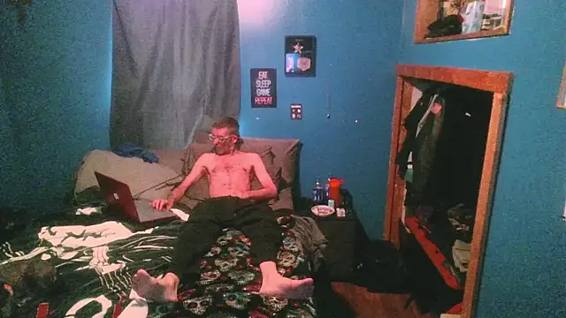 Snapshot of MysteriousFire23 chatting on 02-20-26, 08:22 MysteriousFire23 online show from 02-20-26, 08:22