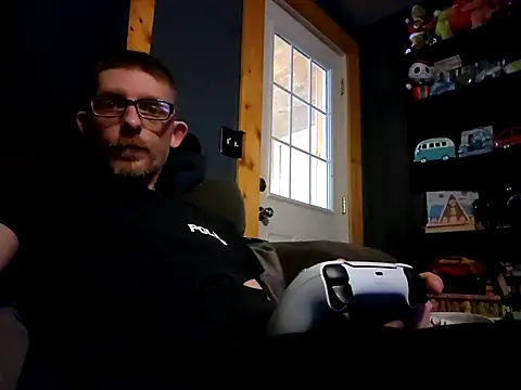 Snapshot of MysteriousFire23 chatting on 02-15-25, 10:21 MysteriousFire23 online show from 02-15-25, 10:21