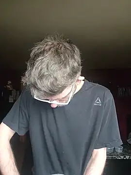 Snapshot of MysteriousFire23 chatting on 10-31-25, 04:25 MysteriousFire23 online show from 10-31-25, 04:25