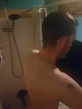 Snapshot of MysteriousFire23 chatting on 02-09-26, 04:21 MysteriousFire23 online show from 02-09-26, 04:21