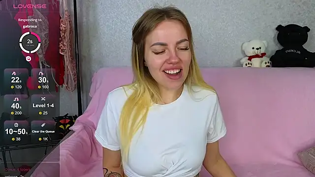 EmilyRobbie online show from 02-13-25, 04:50