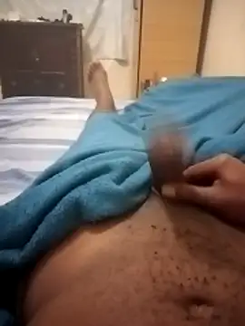 izinjamfee2 online show from 12-18-25, 11:30