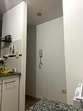 Yerucita online show from 10-19-25, 03:31