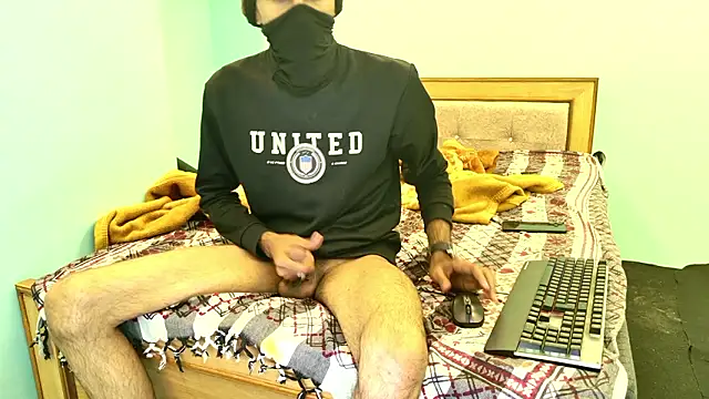 Snapshot of Habibi_big_b chatting on 01-31-26, 08:40 Habibi big b online show from 01-31-26, 08:40