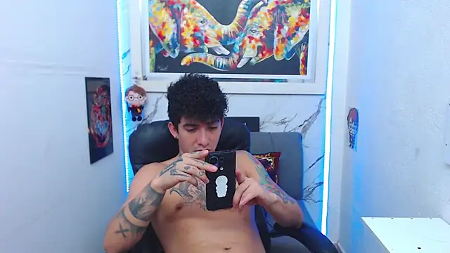 targuerian22 online show from 11-13-25, 02:48