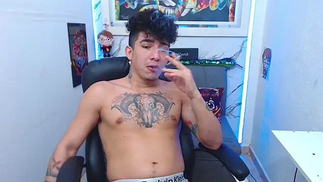 targuerian22 online show from 11-29-25, 06:57