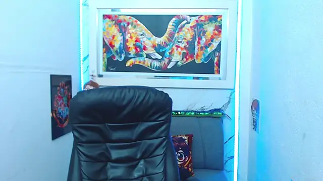 targuerian22 online show from 11-08-25, 08:01