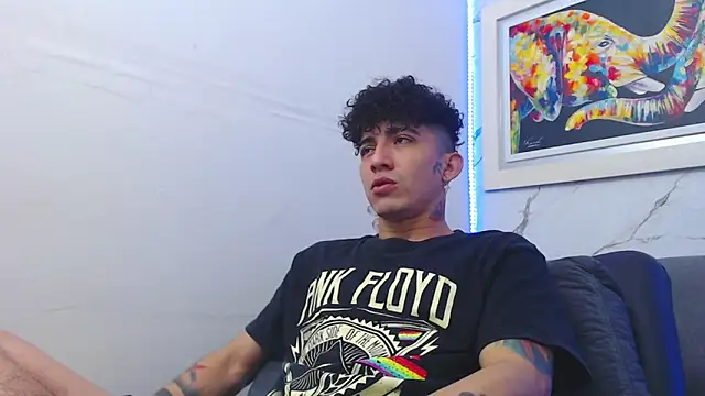 targuerian22 online show from 12-22-25, 11:27