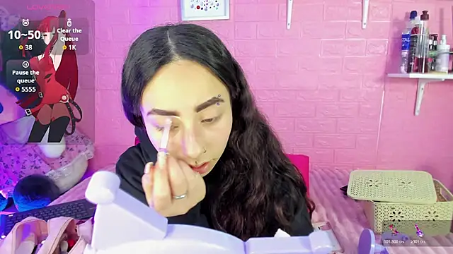 hanna  azumi online show from 12-22-25, 02:11