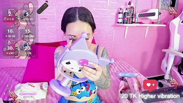 hanna  azumi online show from 12-03-25, 03:40