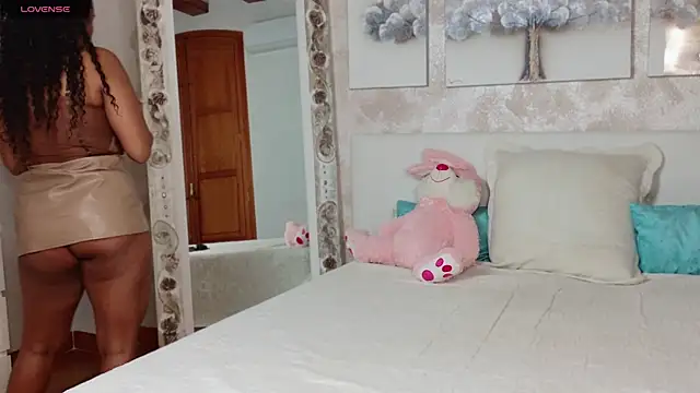 MilaTeenX online show from 04-10-26, 05:58