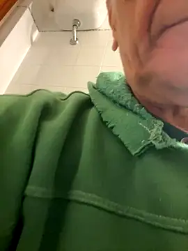 4n4l1zz4m1 online show from 12-01-25, 05:47