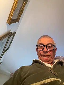 4n4l1zz4m1 online show from 02-05-26, 03:30