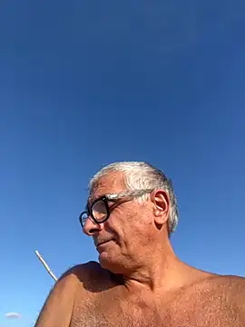 4n4l1zz4m1 online show from 11-14-25, 01:37