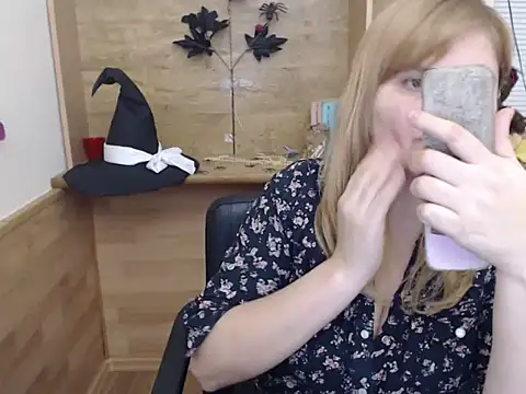 DaniellaKiss online show from 11-26-25, 06:41