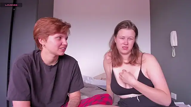 jessica tenderly online show from 09-15-25, 04:29