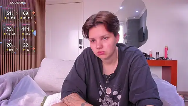 jessica tenderly online show from 11-18-25, 06:33