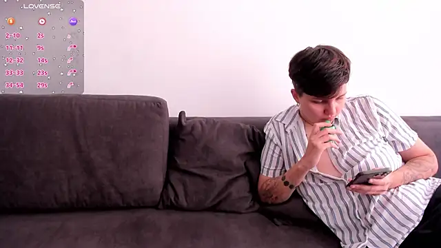 jessica tenderly online show from 03-28-26, 03:02