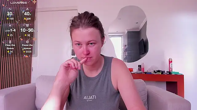 jessica tenderly online show from 12-01-25, 01:45