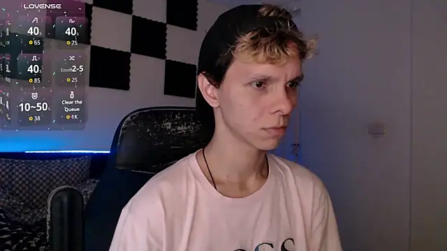 bryamado69 online show from 10-22-25, 01:49