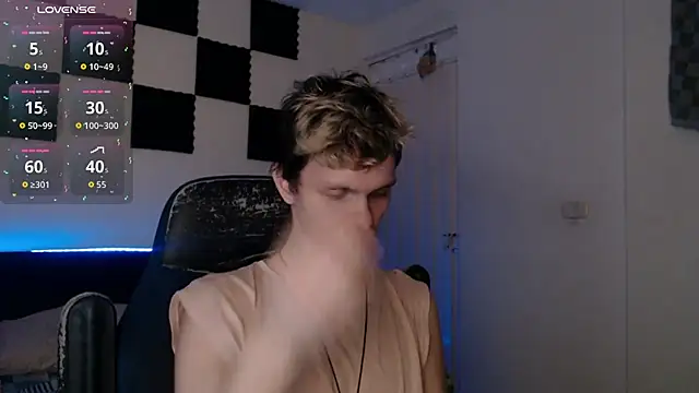 bryamado69 online show from 10-21-25, 01:27