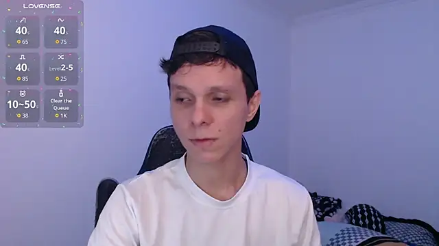 bryamado69 online show from 12-18-25, 03:22