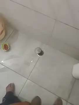 Gururonny07 online show from 10-19-25, 12:35