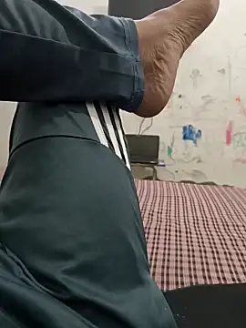 Gururonny07 online show from 03-08-25, 10:00