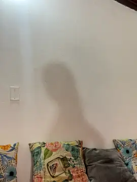 Antonellasmith00 online show from 11-08-25, 12:52