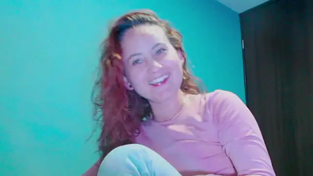 zoe jones3 online show from 02-01-25, 11:48