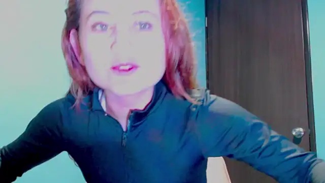 zoe jones3 online show from 02-14-25, 12:19