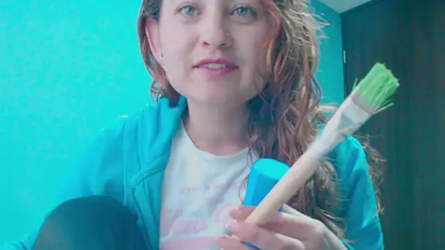 zoe jones3 online show from 02-18-25, 10:36