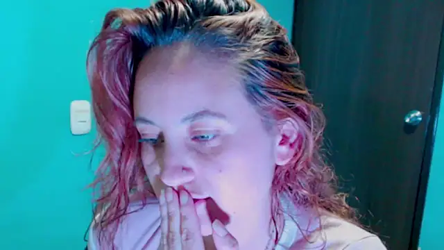 zoe jones3 online show from 01-28-25, 12:26