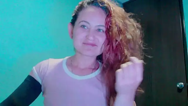 zoe jones3 online show from 02-13-25, 02:34