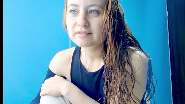 zoe jones3 online show from 03-15-25, 05:15