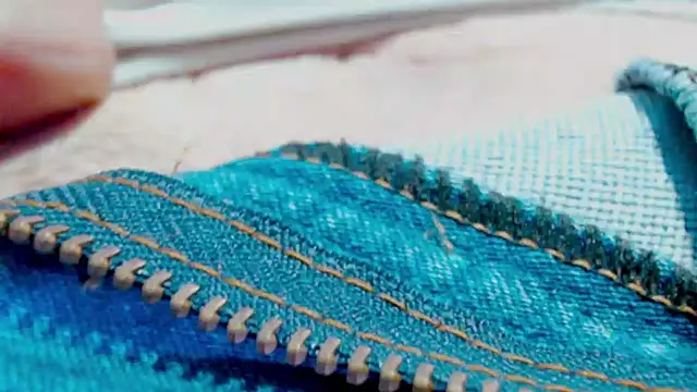 zoe jones3 online show from 01-27-25, 12:54