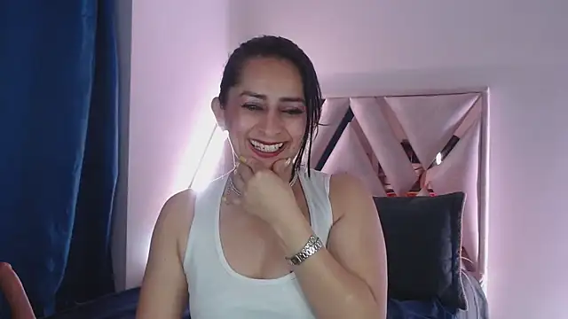 Snapshot of Andrea_Sexx_ chatting on 01-21-25, 12:57 Andrea Sexx online show from 01-21-25, 12:57