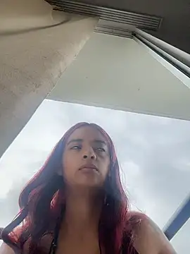 Laura fernandezII online show from 01-13-26, 02:32