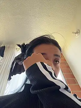 Laura fernandezII online show from 02-09-26, 05:22