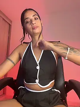 Laura fernandezII online show from 05-03-26, 03:11