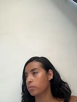 Laura fernandezII online show from 03-08-26, 09:29