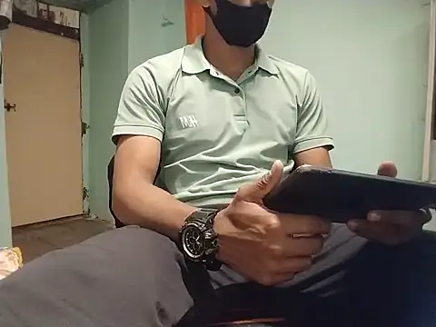 vicky0805 online show from 01-03-25, 08:54