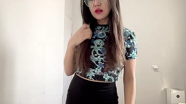 Risalynn online show from 02-20-25, 03:34