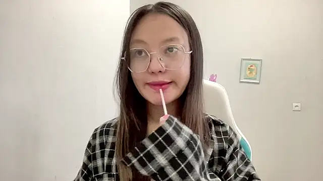 Risalynn online show from 01-30-25, 02:49