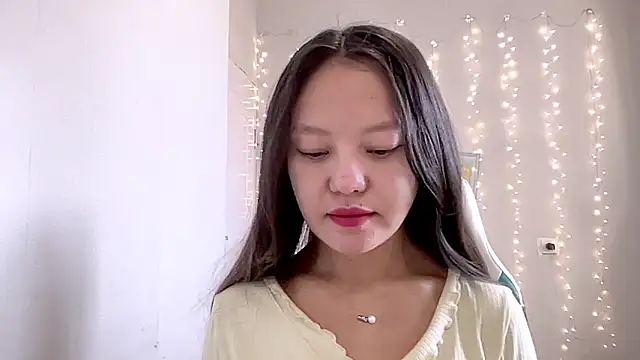 Risalynn online show from 03-11-25, 03:36