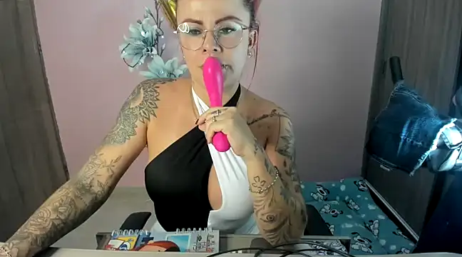 KAROL MILF online show from 01-11-25, 12:33