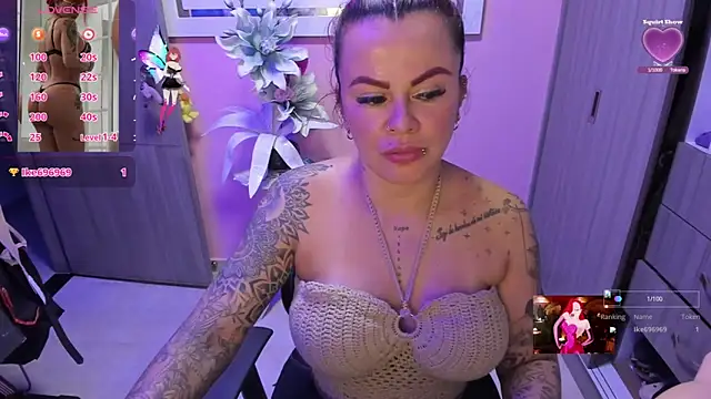 KAROL MILF online show from 10-23-25, 01:15
